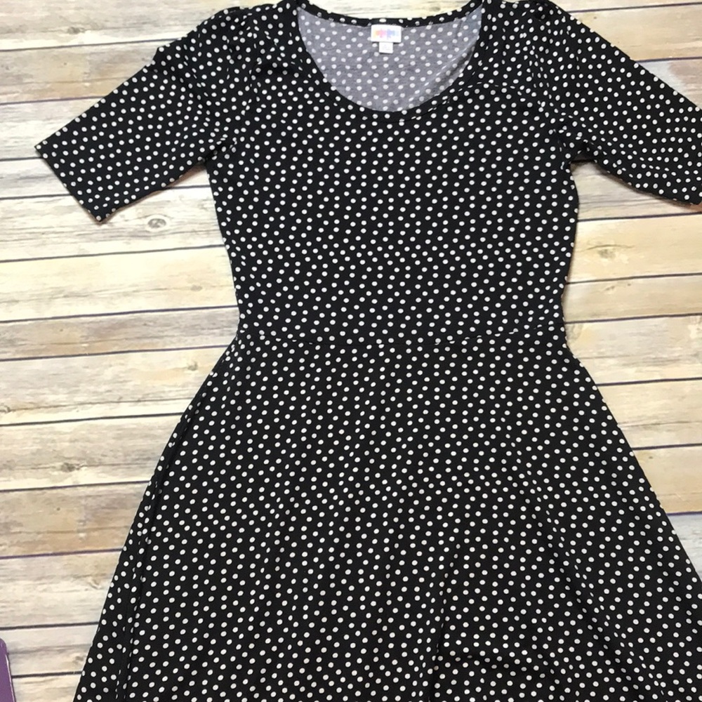 Black and white Polka dot Ana. Large